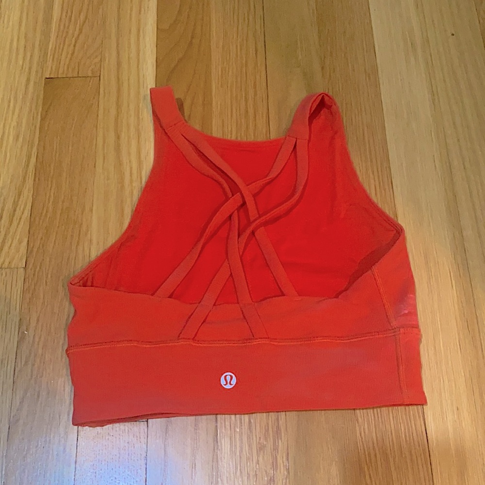 Lululemon High-Neck Energy Sports Bra